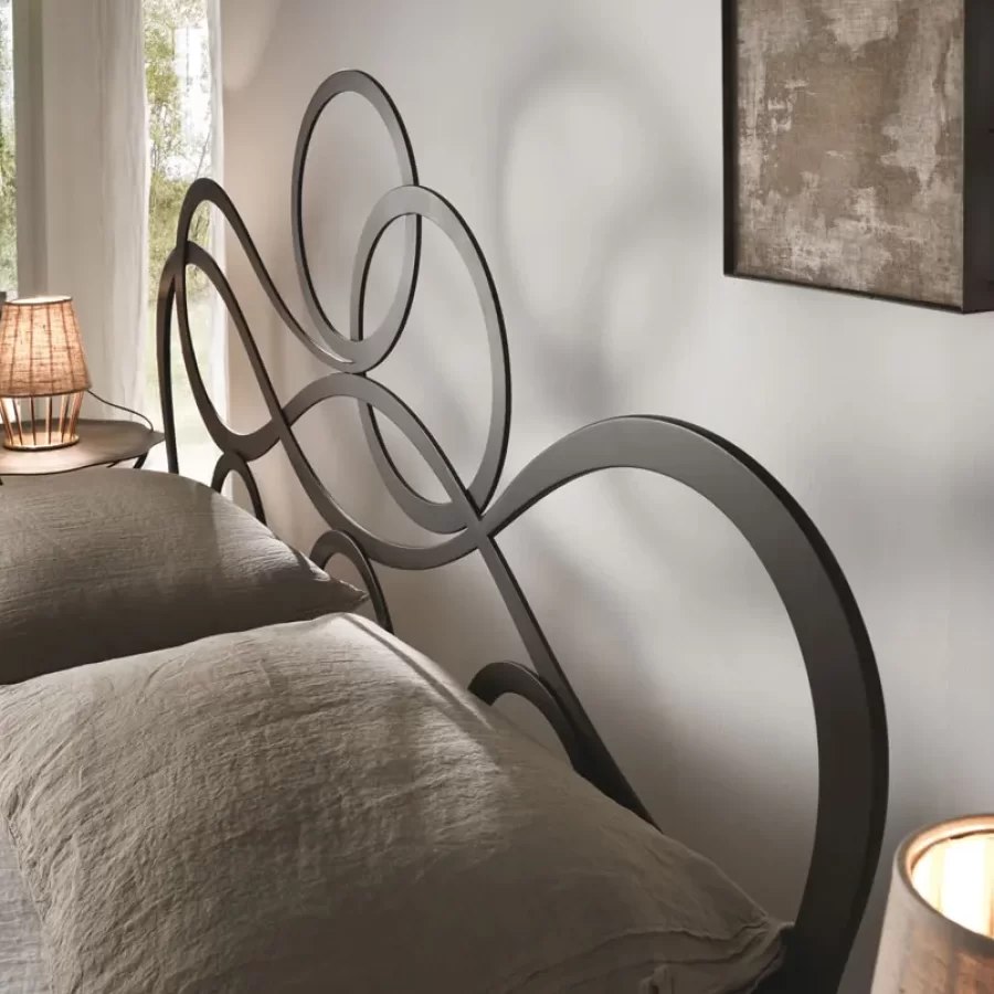 J'Adore Bed by Cantori, for high quality bedroom sets