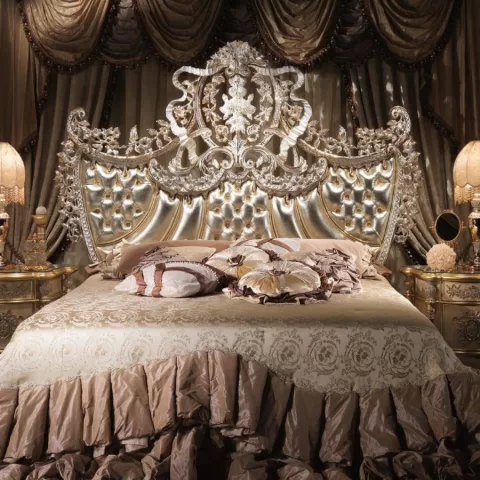 Royal Bed with Crystal Stones RY001