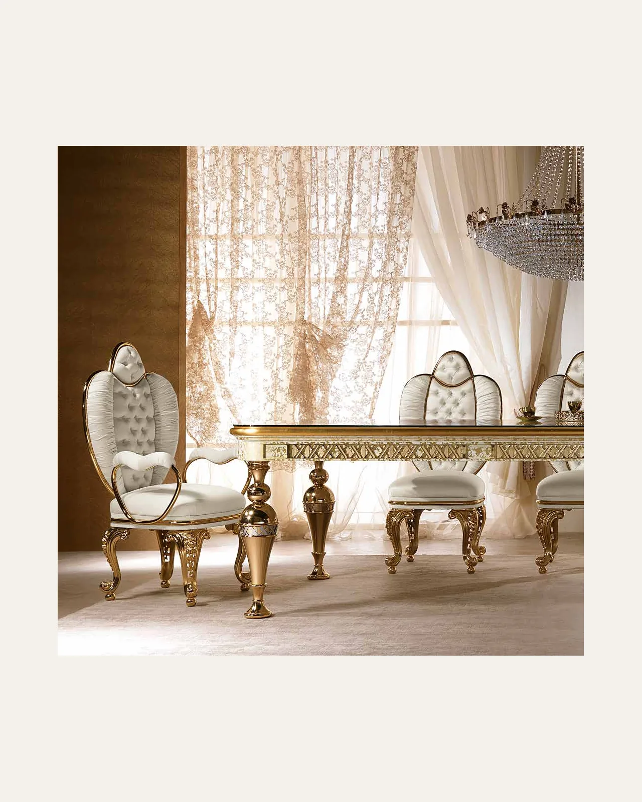 Sedia da pranzo Aida in metallo AD013, collezione Aida di Cappelletti, sedia da pranzo classica italiana in una sala da pranzo classica, foto 4 di 6