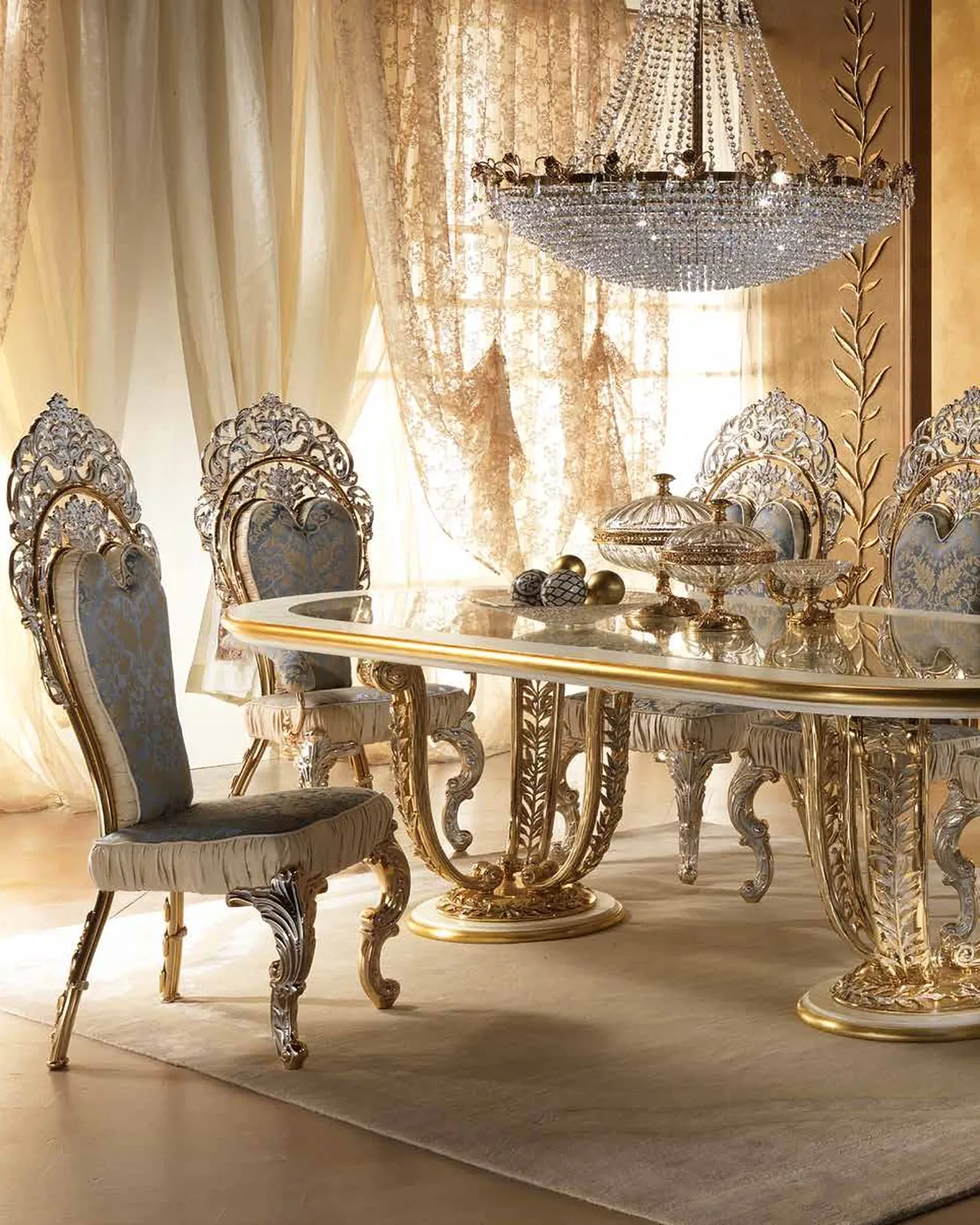 Aida Oval Dining Table AD014, Cappelletti Aida collection, classic Italian dining table in a classic dining room setting, photo 4 of 4