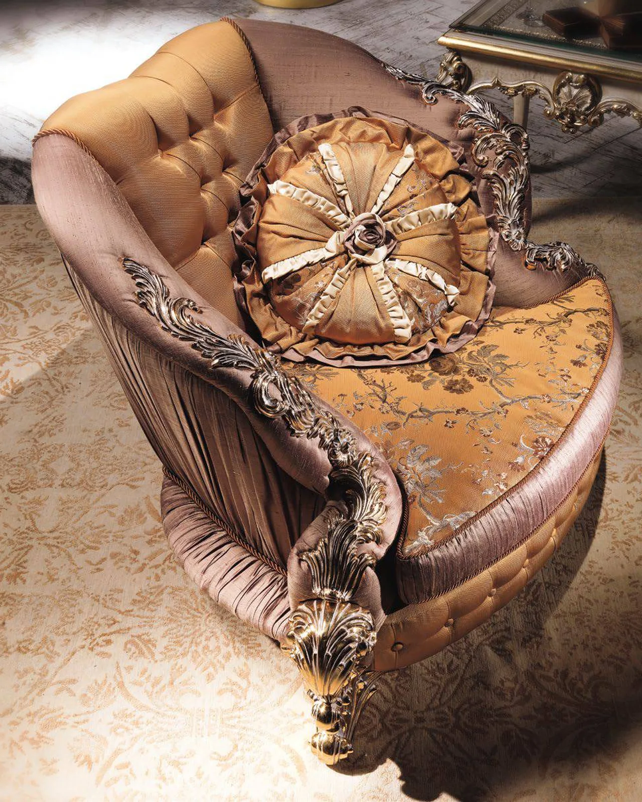 Royal Armchair RY171, Cappelletti Royal collection, classic Italian armchair in a classic living room setting, photo 2 of 2