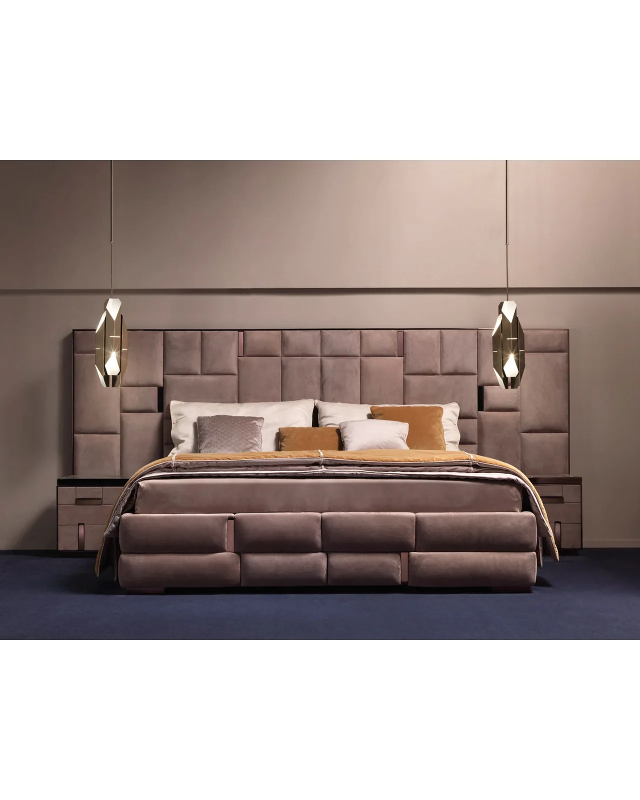 Cromo Bed by Epoque, in a bedroom setting, photo 2 of 5, Nobili Design catalog