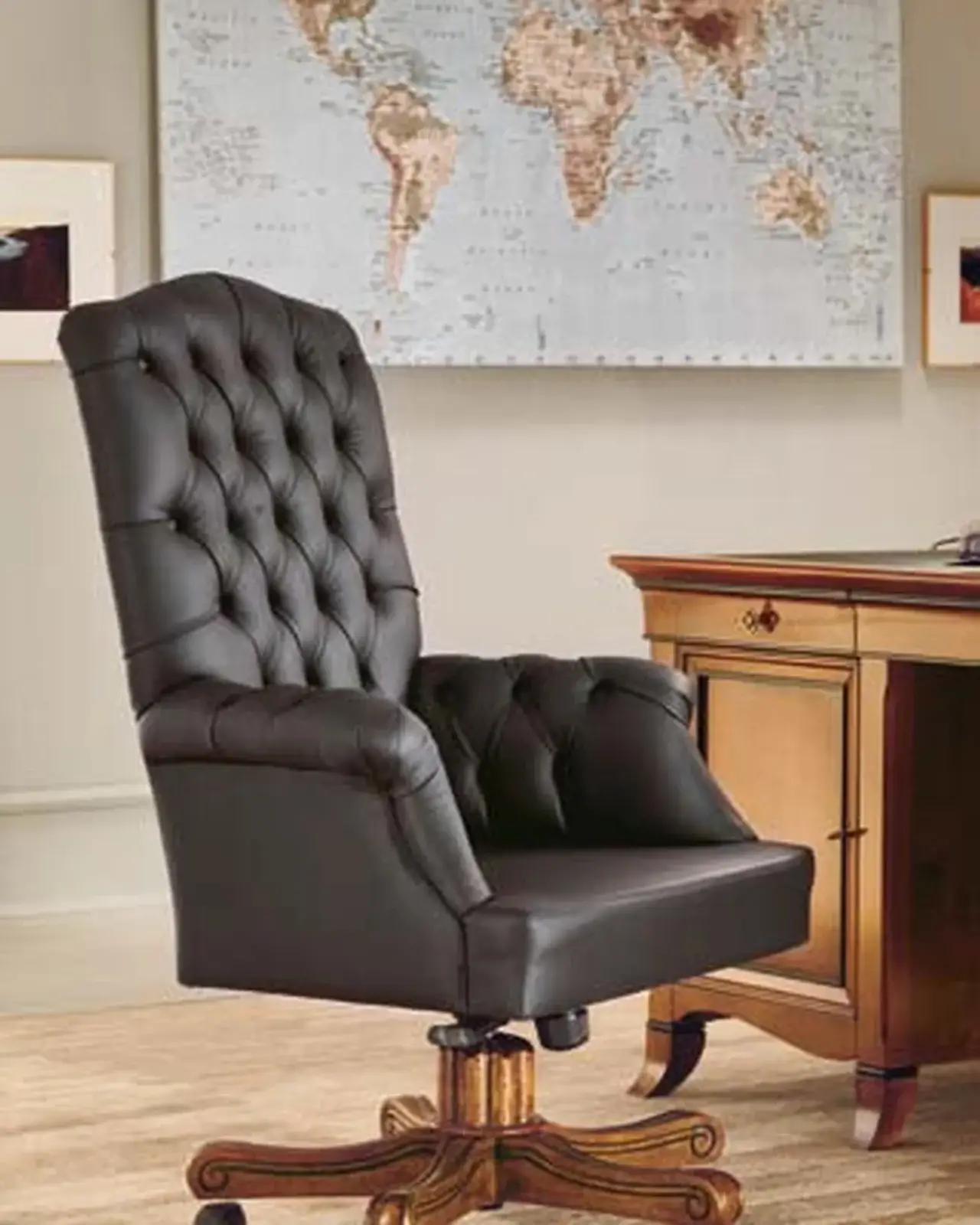 New Deco Capitonne Leather Armchair – Francesco Pasi New Decò, in a living room setting