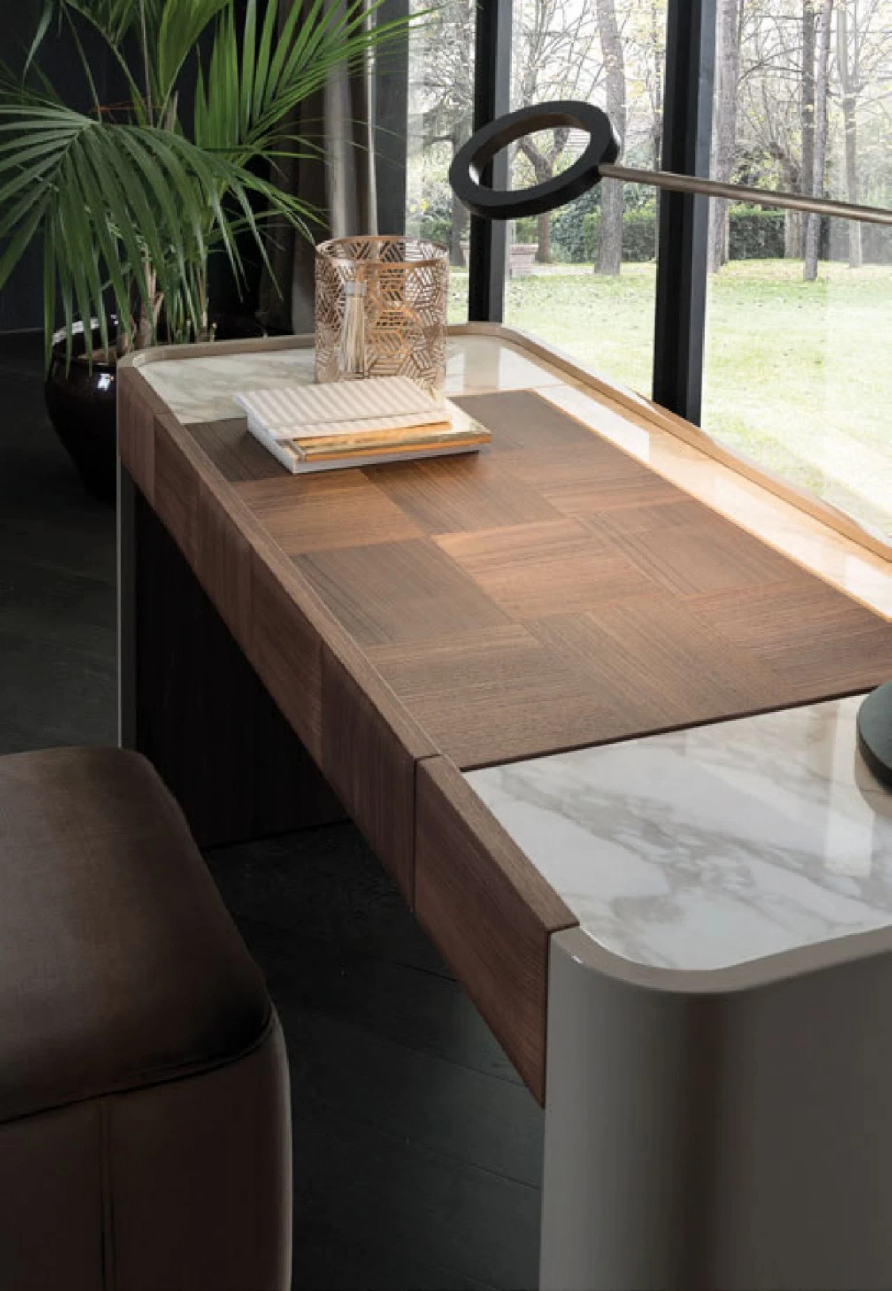 Dama dresser, long model, contemporary bedroom furniture made to order in Italy