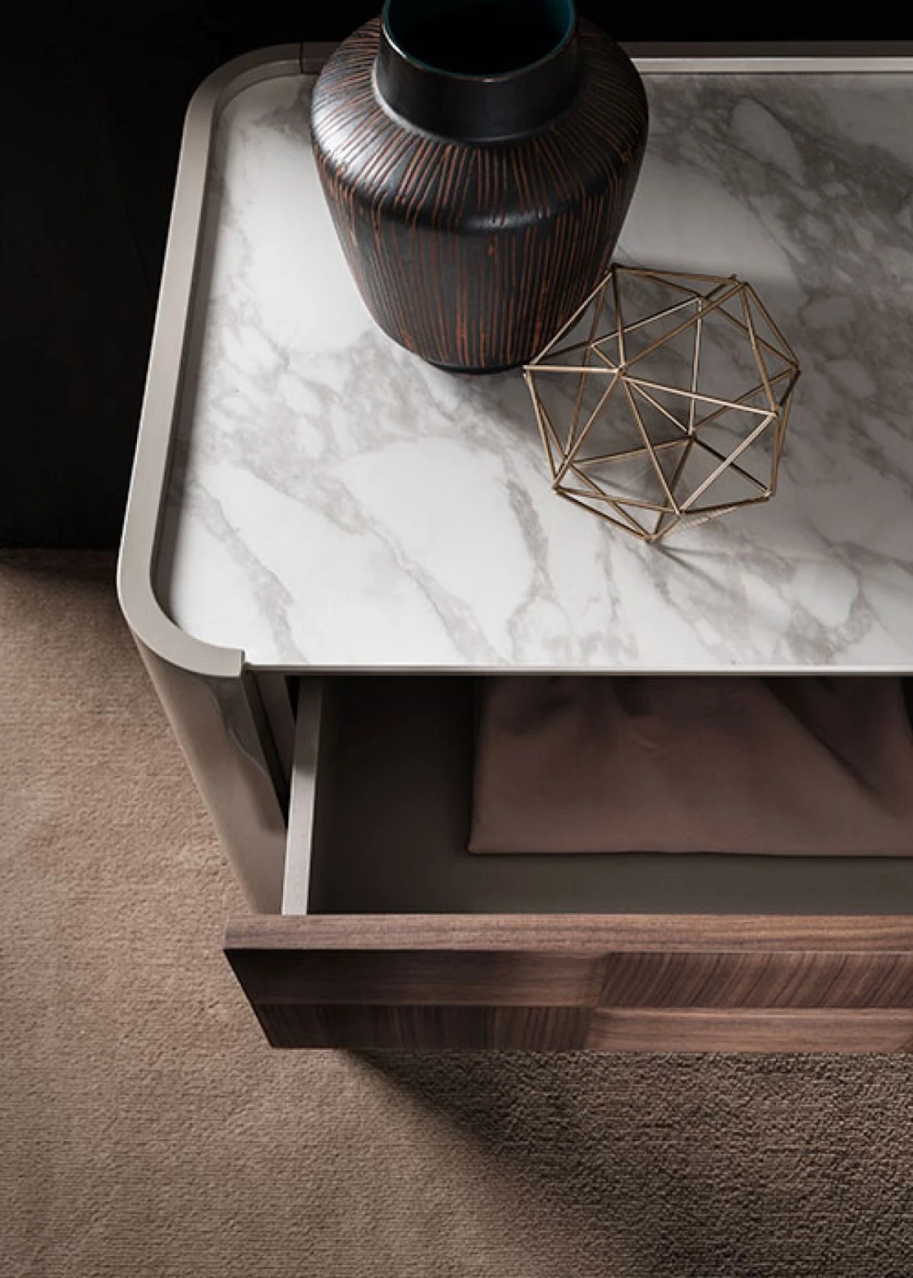 Dama dresser, Dall'Agnese furniture