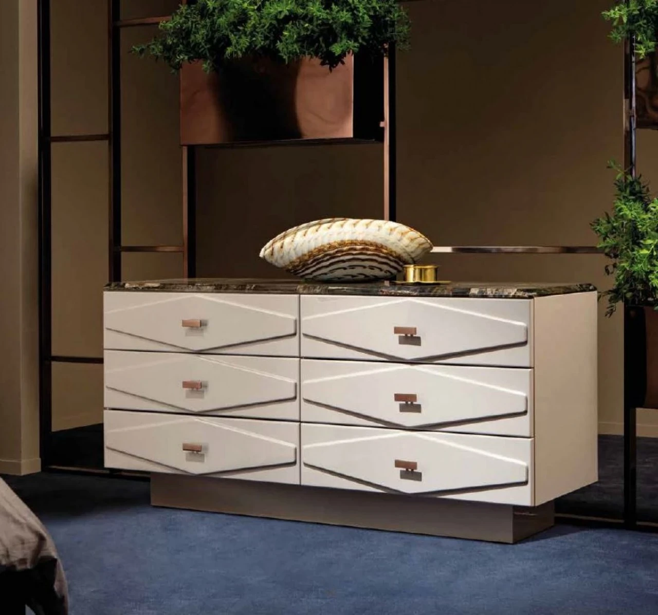 Cinabro dresser, Epoque furniture