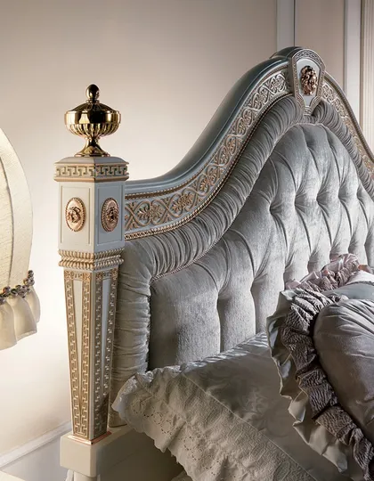 Mobili classici per camera da letto, collezione Aqva, arredamento di lusso per la casa